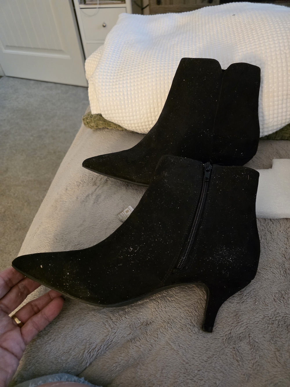 Women's Black Suede Pointed Kitten Heel Ankle Boots New